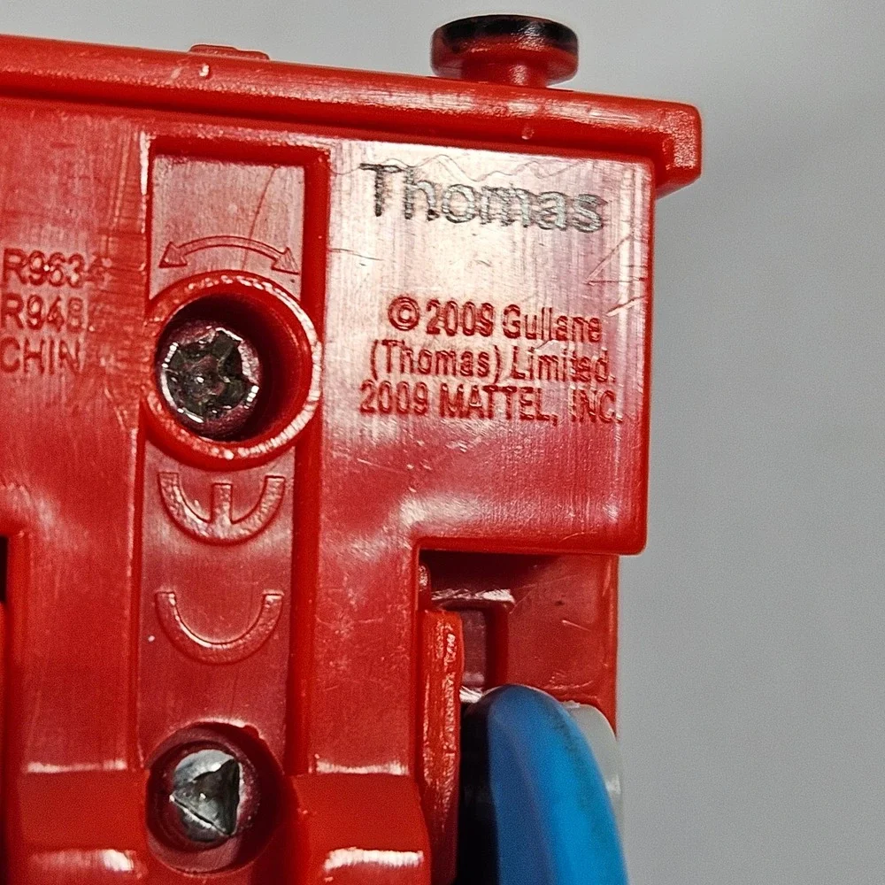 Thomas & Friends TrackMaster Thomas the Tank Engine Motorized Train 2009 Mattel